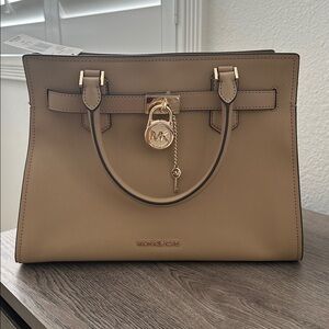 Michael Kors Hamilton Bag Satchel leather collor Camel
